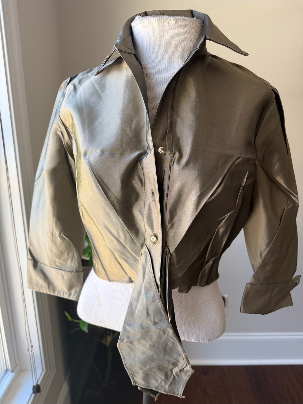 Cachet Olive Satin Cropped Button-Down Blouse